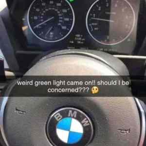 Obrázek 'Weird-green-light'