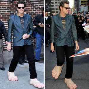 Obrázek 'Who-needs-shoes-'