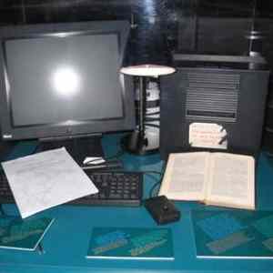 Obrázek 'World 27s First Web Server and Web Site  281990 29'