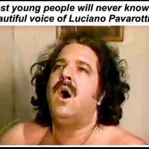 Obrázek 'beautiful voice of pavarotti'