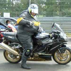 Obrázek 'bigboy on bike'