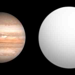 Obrázek 'biggest known planet compared to jupiter'