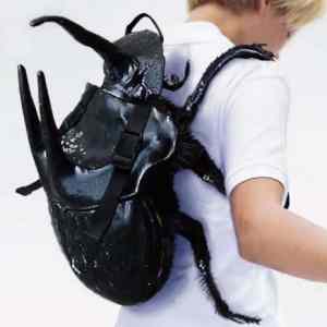 Obrázek 'bizarre-beetle-bug-backpack'