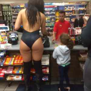 Obrázek 'co&nbsp;poledne&nbsp;u&nbsp;nas&nbsp;v&nbsp;samosce'