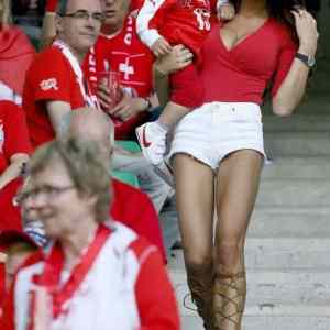 Obrázek 'cute-euro footb-fan'