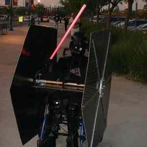 Obrázek 'darth vader wheelchair'