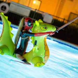 Obrázek 'deadpool&nbsp;in&nbsp;a&nbsp;pool'