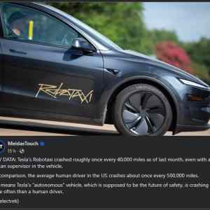 Obrázek 'elon&nbsp;je&nbsp;buh'