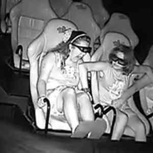Obrázek 'eroticke 4D kino pro devcata'