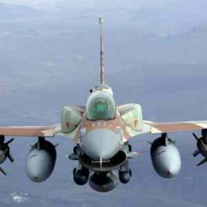 Obrázek 'f-16i armed'