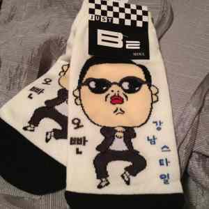Obrázek 'gangnam socks'