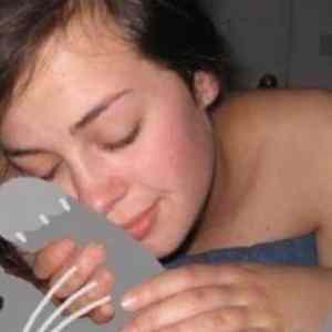 Obrázek 'girl playng with her pussy'