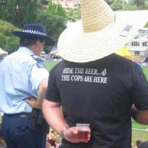 Obrázek 'hide the beer'