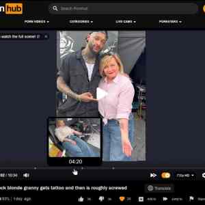 Obrázek 'horny blonde gilf'