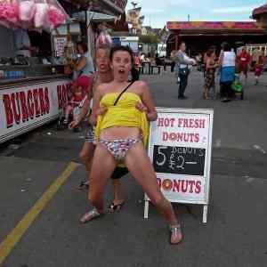 Obrázek 'hot&nbsp;fresh&nbsp;donuts'