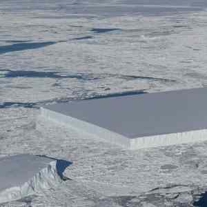 Obrázek 'hranaty&nbsp;ledovec'