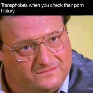 Obrázek 'kdo se v tom pozna at napise komentar'