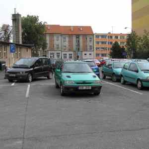 Obrázek 'kokot parkuje-LN 2007.08.10'