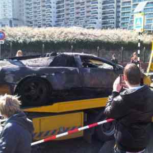 Obrázek 'lambo in fire 7'