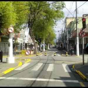 Obrázek 'meanwhile-road&nbsp;signs'