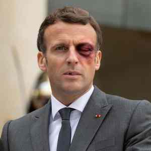 Obrázek 'meanwhile in Paris'