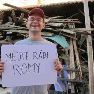 Obrázek 'mejte radi romy'