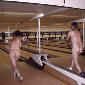 Obrázek 'nudebowling'