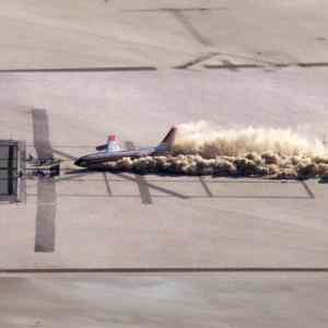 Obrázek 'plane crash test'