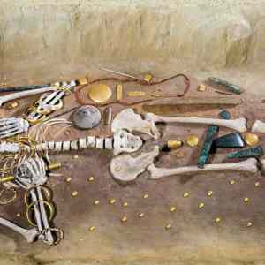 Obrázek 'pohreb pred 6200 2B rokmi zlato not bitcoin'