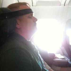 Obrázek 'pomucka pro spani v letadle'