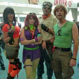 Obrázek 'postapo scooby gang'