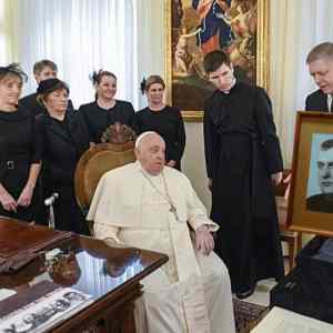 Obrázek 'preco&nbsp;papeza&nbsp;hospitalizovali'