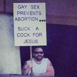 Obrázek 'prevention is gay'