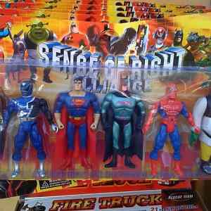 Obrázek 'ripoff-toys1'