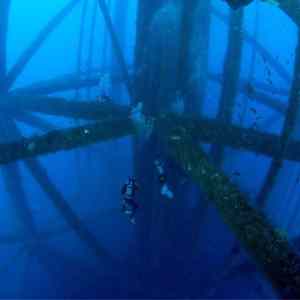 Obrázek 'ropny&nbsp;vrt&nbsp;pod&nbsp;vodou'