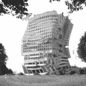 Obrázek 'rozhazena architektura'