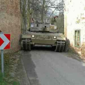 Obrázek 'sirokej tank'