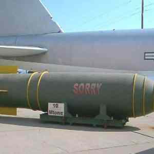 Obrázek 'sorry bomb'