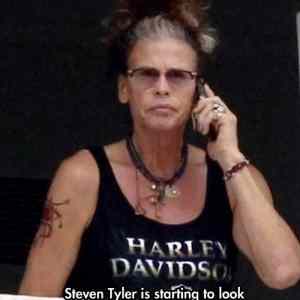 Obrázek 'steven-tyler-cool-grandma'