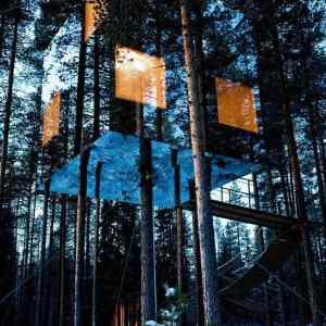 Obrázek 'tree hotel in sweden fake or not'