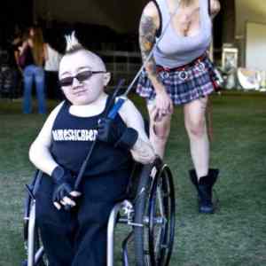 Obrázek 'wheelchair rollin hatin'