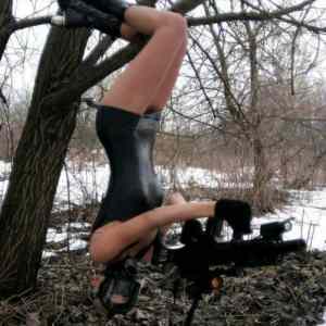 Obrázek 'woman sniper'