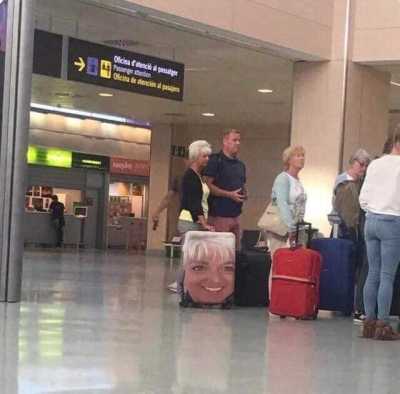 my_luggage_is_mine.jpg