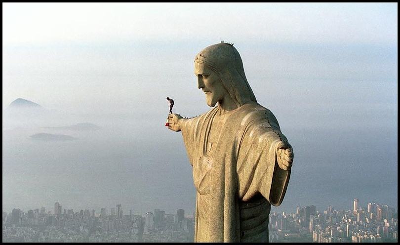 Obrázek -Base jumping in Rio-      19.10.2012