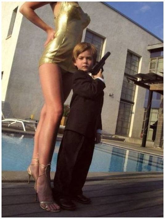 Obrázek -My name is Bond - Bond jr-      01.10.2012