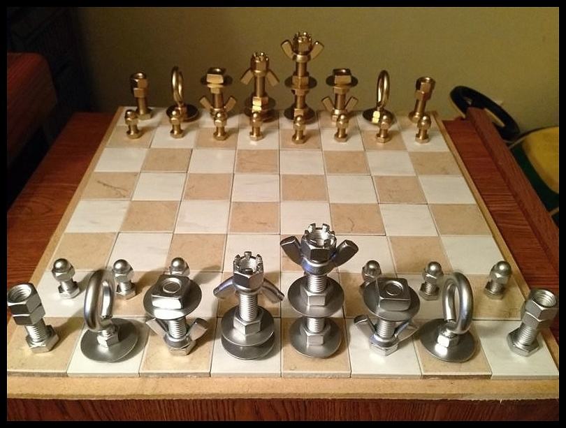 Obrázek - Homemade chess -      15.03.2013