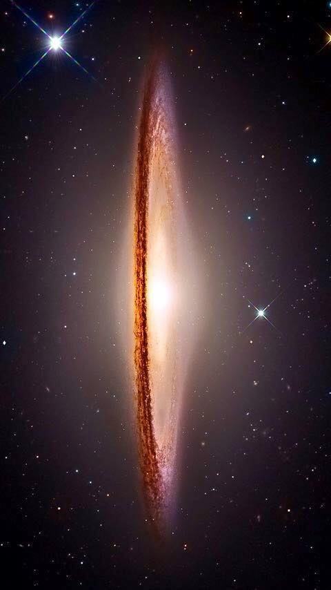 Obrázek - galaxie Sombrero - NASA-Hubble -