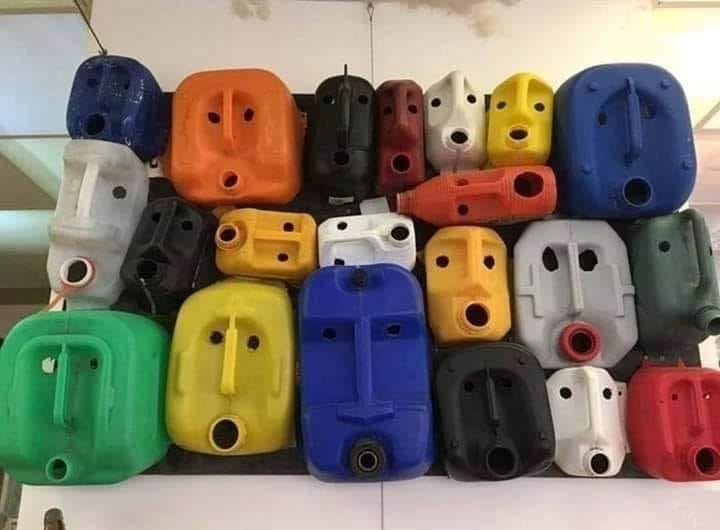 Obrázek - sbirka masek -