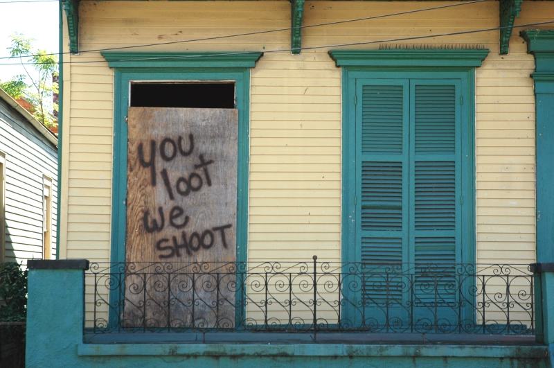 Obrázek 1434 Marais St. You Loot 2C We Shoot
