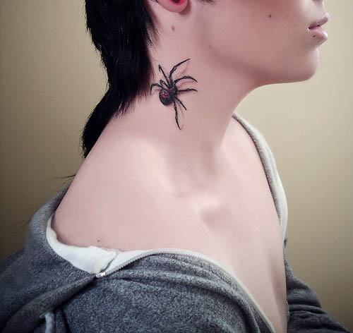 Obrázek 3d-black-widow-spider-neck-tattoo